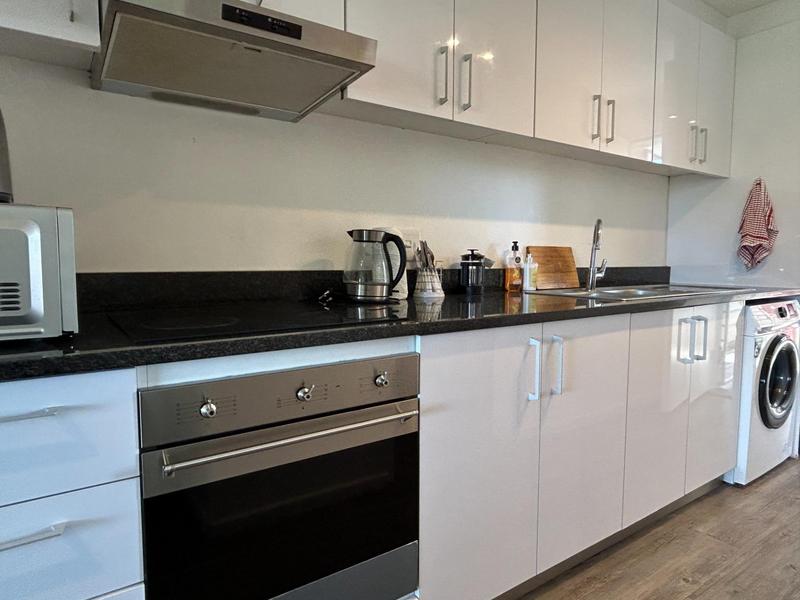 2 Bedroom Property for Sale in Zonnebloem Western Cape